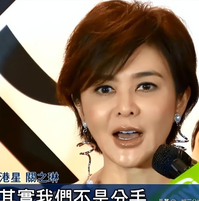 三盘鏖战力克前温网冠军,穆霍娃时隔四年重返温网八强
