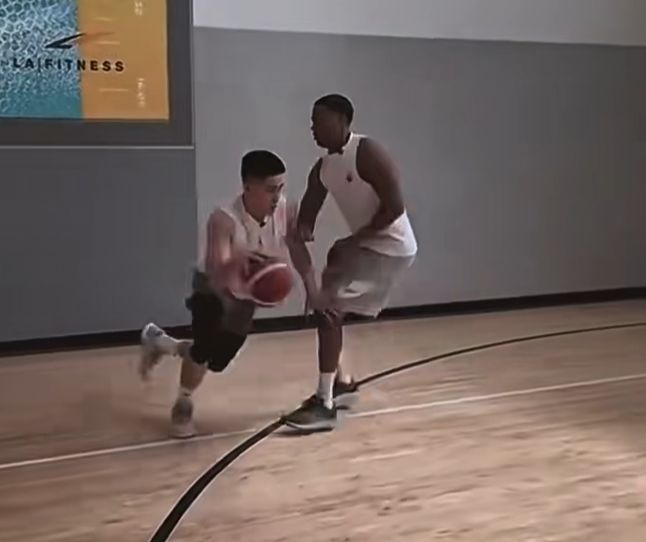 助攻非常精彩!郭昊文结束夏联征程,26岁还想挑战NBA
