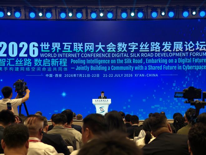 C罗六届世界杯破门后，母亲挺身关键战